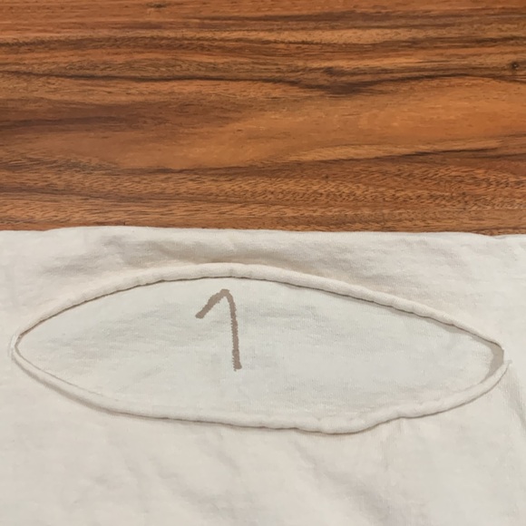 YEEZY VOLUME 1 “VULTURES” Longsleeve - MENS SIZE, SEE MEASUREMENTS - Picture 3 of 16